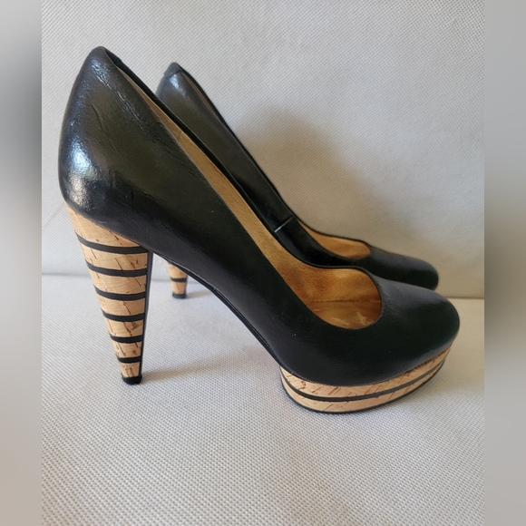 MICHAEL KORS BLACK LEATHER 4"‎ HEELS - Picture 2 of 8